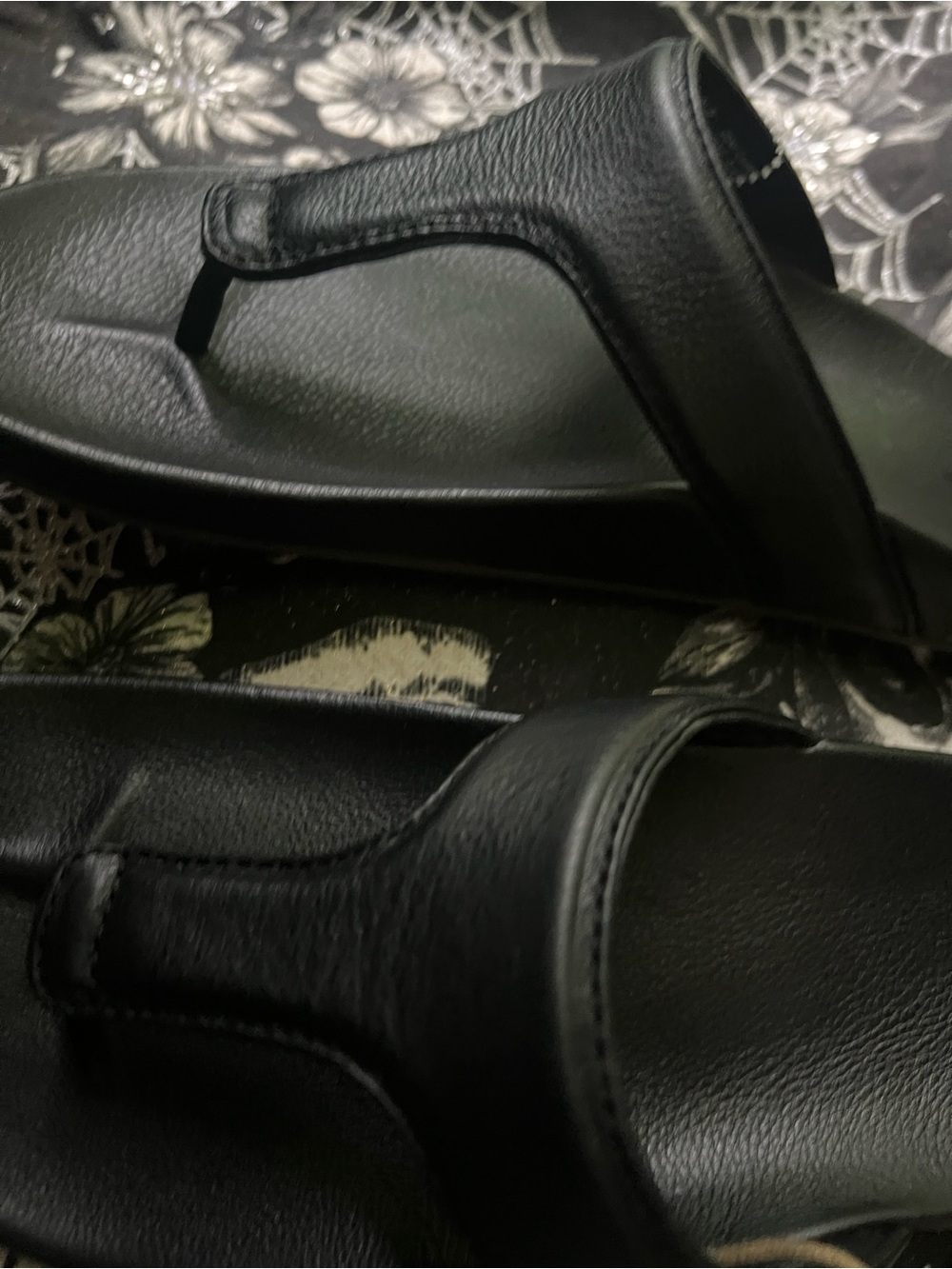 Olukai Kipe’a Lipi Thong Sandals Flip Flops NWT - Picture 10 of 11